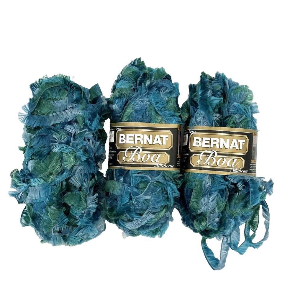 Bernat Boa Eyelash Yarn 3 Skeins 71 Yards/65m each Color: Peacock 81205
